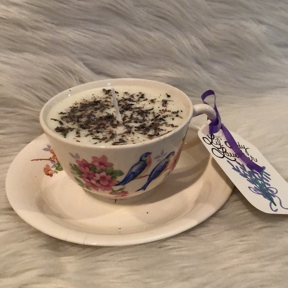 Handcrafted “Lil’ Lady Lavender” Candles - Picture 4 of 4